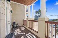 Beach House - Sunny Daze Hotels in Sunnyside