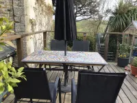 Cozy Camborne Studio Retreat with Two Single Beds