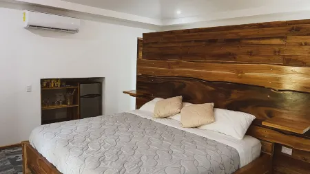 Dreamsea Surf Camp Отели в г. Тамариндо