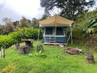 Glamping Laguna Sagrada Hotels in Bobadilla