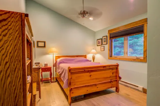 巴恩斯在Boundary B單元