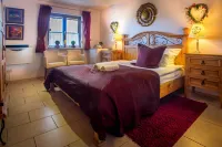 Hotel Garni Zeranka Hotels in Traunstein