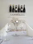 Hotel Forza - Quầy bar