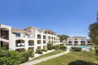 Appart'Hotel Garden & City - Six-Fours-les-Plages Hôtels à proximité de : Mas des Romarins