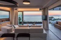 Urban Suites Hotels in Alimos