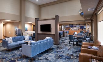 Holiday Inn Express & Suites Henderson