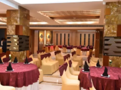 Hotel Narayanam Hotels in Gwalior