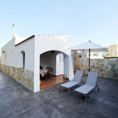 Very cozy apartment, near the sea, in a very quiet area Menorca.