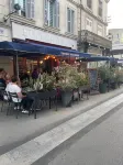 In Avignon's trendy district - Historic center - Quiet street - Terrace