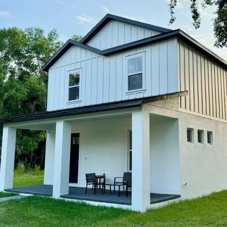 The Hub on Cypress Ave - walk to downtown Sanford