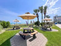 Exclusive Balcony and Resort Amenities - Delightful Ocean View