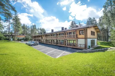 Ohta Park Hotel Hotel in zona San Pietroburgo Rzhevka