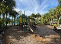 Community Pool and Game Room Access - Charming Family Haven Hoteles en Condado de Osceola