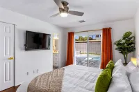 Desert Xscape Pool Retreat in Palm Springs