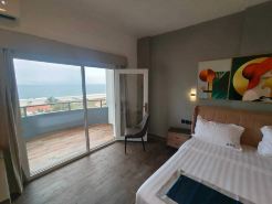 Hotel Midotel Seaview
