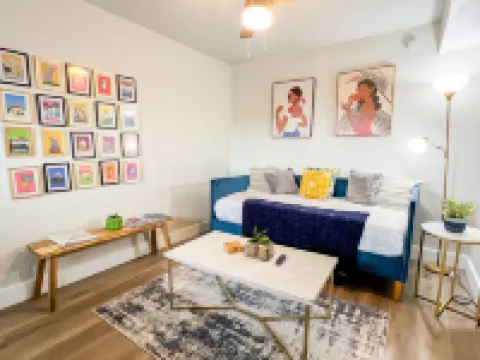 Charming Retreat with Cozy Comfort and Remote Work Ease - Delightful Haven