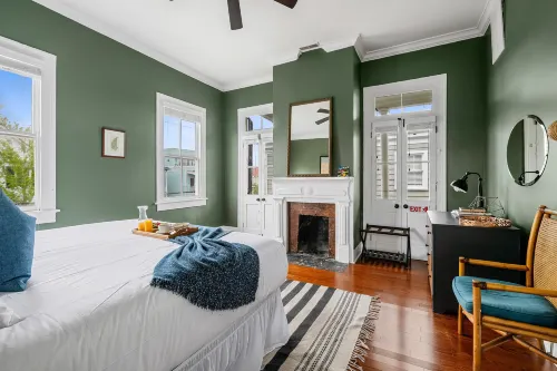 Private Piazzas and Gourmet Kitchen Amenities - Charming Historic Oasis