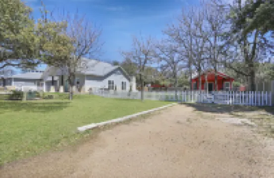 Cozy Courtyard and Modern Amenities - Charming Hill Country Escape