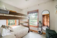 Modern Pondside Retreat W/ Hot tub