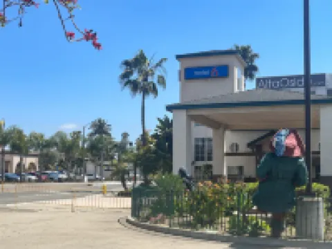 Motel 6 Oceanside, CA – Marina / Camp Pendleton Hotels in Oceanside