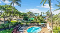 Steps to Beach and Access to Pools and Tennis Courts - Charming Oasis Hotels in Kīhei