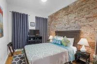 Cityscape 1- City Hoppers- King Bed