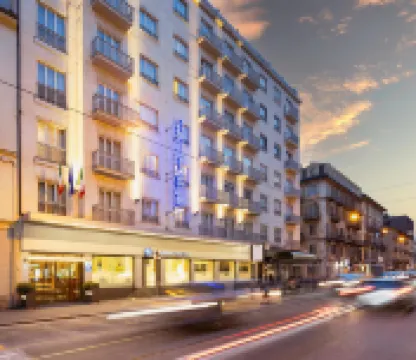 Best Western Hotel Luxor のホテル