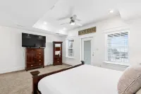 Breathtaking Beach and Gulf Views - Stunning Coastal Haven Hotels in Sunnyside