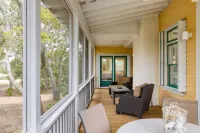 Charming Getaway with Ocean Views and Spacious Decks - Tranquil Escape