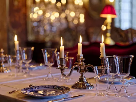 Relais & Château Louise de La Vallière Отели в г. Monnaie