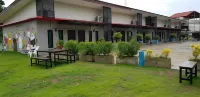 Baan Sri Family Hotel dekat The Verona at Tub Lan