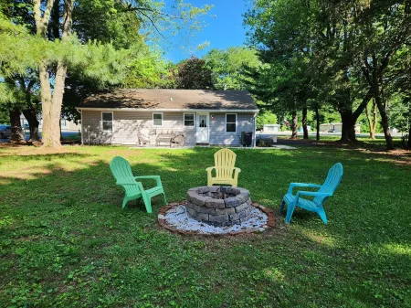 Bungalow by the Bay. Minutes to DE Turf Fields. 30 minutes to resort beaches.