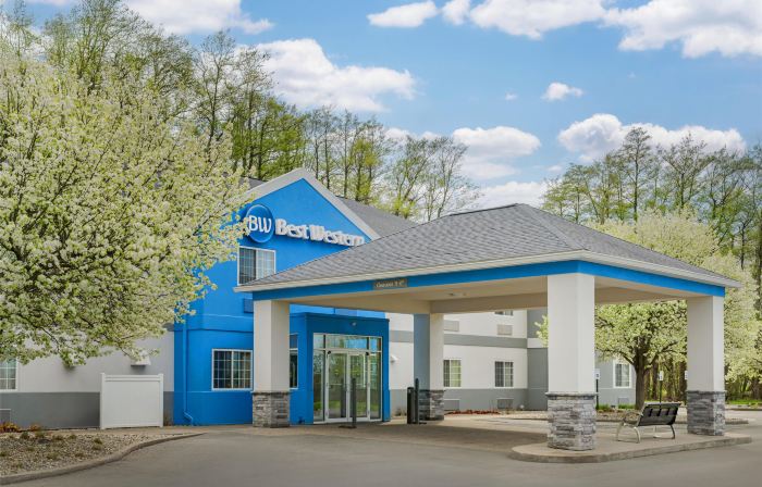 Best Western Brockport Inn  Suites