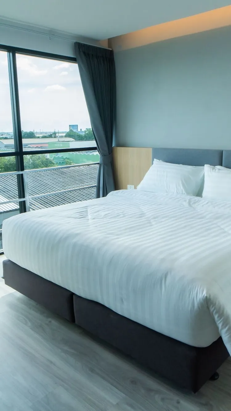 ห้องซูพีเรียร์ เตียงใหญ่ 1 เตียง