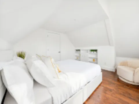 NY Luxury Apt Free Parking in Prime Area Hotels in Yonkers