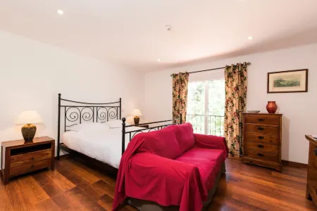 Quinta Verde Sintra - Casa de Campo Отели рядом с достопримечательностью «Дворец Пена»