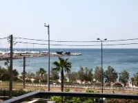 Unique Flat with Sea View at Edem Beach - A Seafront Property by Athenian Homes Hotels in Palaió Fáliro