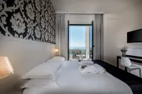 Villa Rosa Riviera