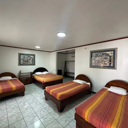 Brillasol Airport Hotel