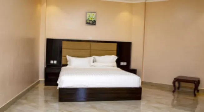 Madras Hotel and Apartments