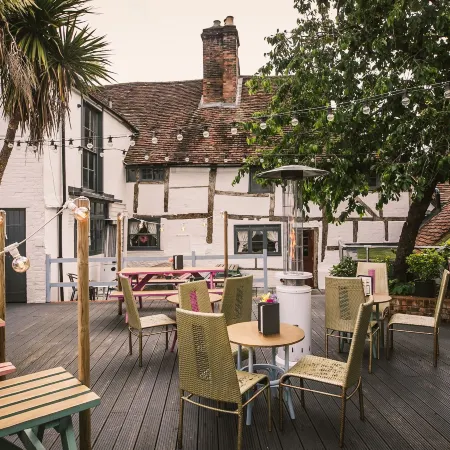 The Rose & Crown