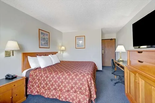 Quality Inn - parking