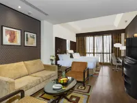 فندق كراون بلازا الخبر Hotels near قاعة السيف