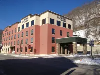 Cobblestone Inn & Suites - Marquette Hôtels à : Prairie du Chien