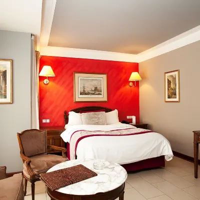 Hôtel Les Saisons Hoteles cerca de Estación de tren Casa-Port