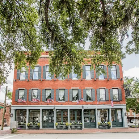 East Bay Inn, Historic Inns of Savannah Collection