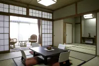 Ryokan Warabino Hotels in Takayama