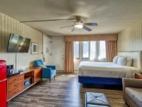 The Wharf Inn Hotels near Red & White Fleet