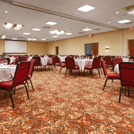 Best Western Plus Wooster Hotel Conference Center