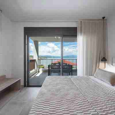 Blue Whisper Luxury Living Suites Rooms